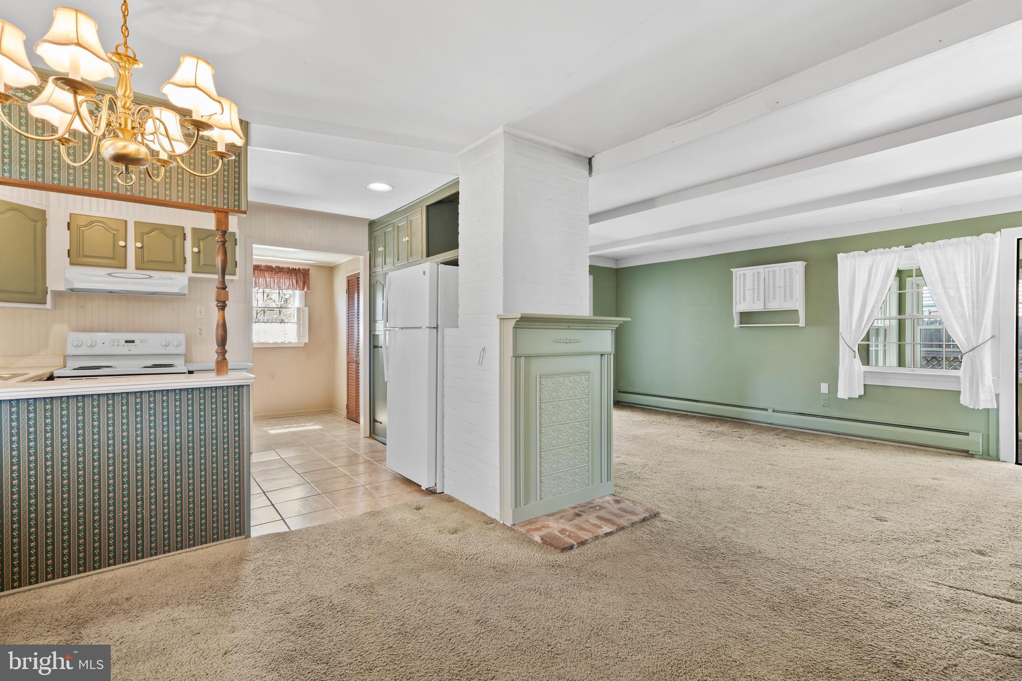 LAKESIDE - Residential