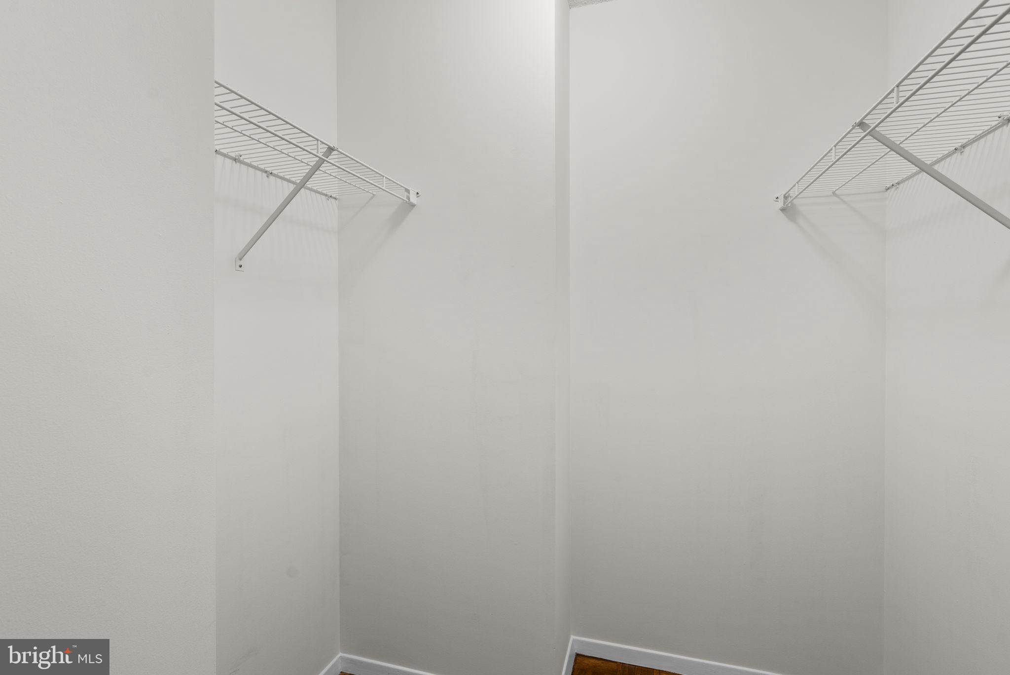 FAIRMONT PLAZA - Residential