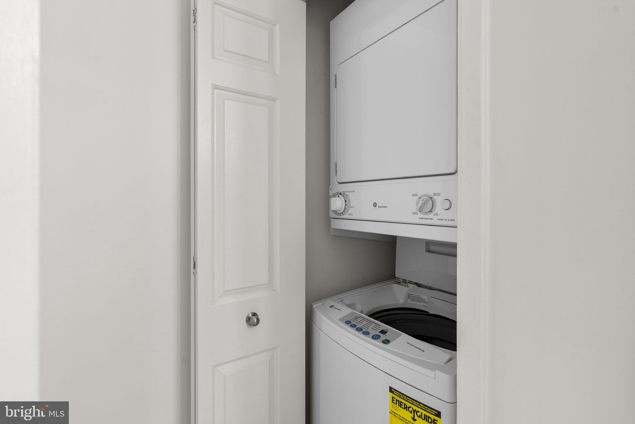 FAIRMONT PLAZA - Residential