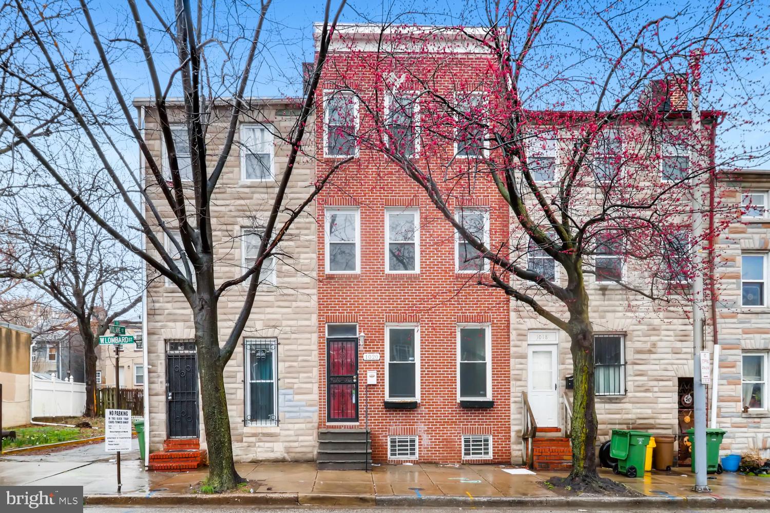 HOLLINS MARKET - Residential Lease