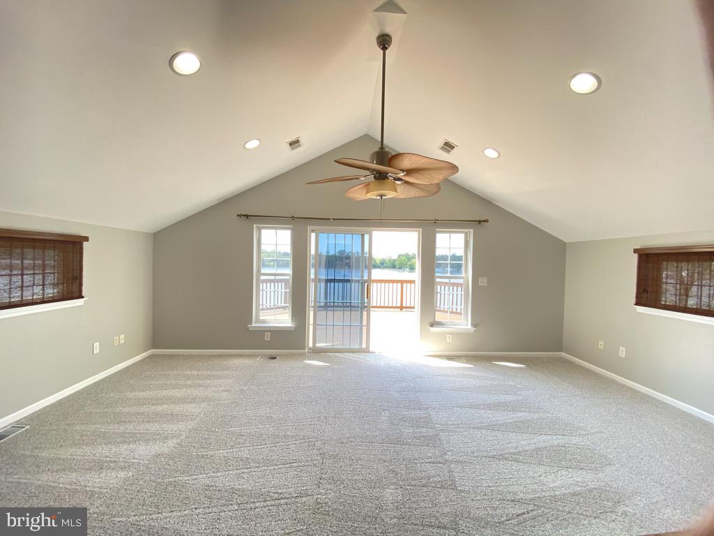 LORELEY BEACH - Residential