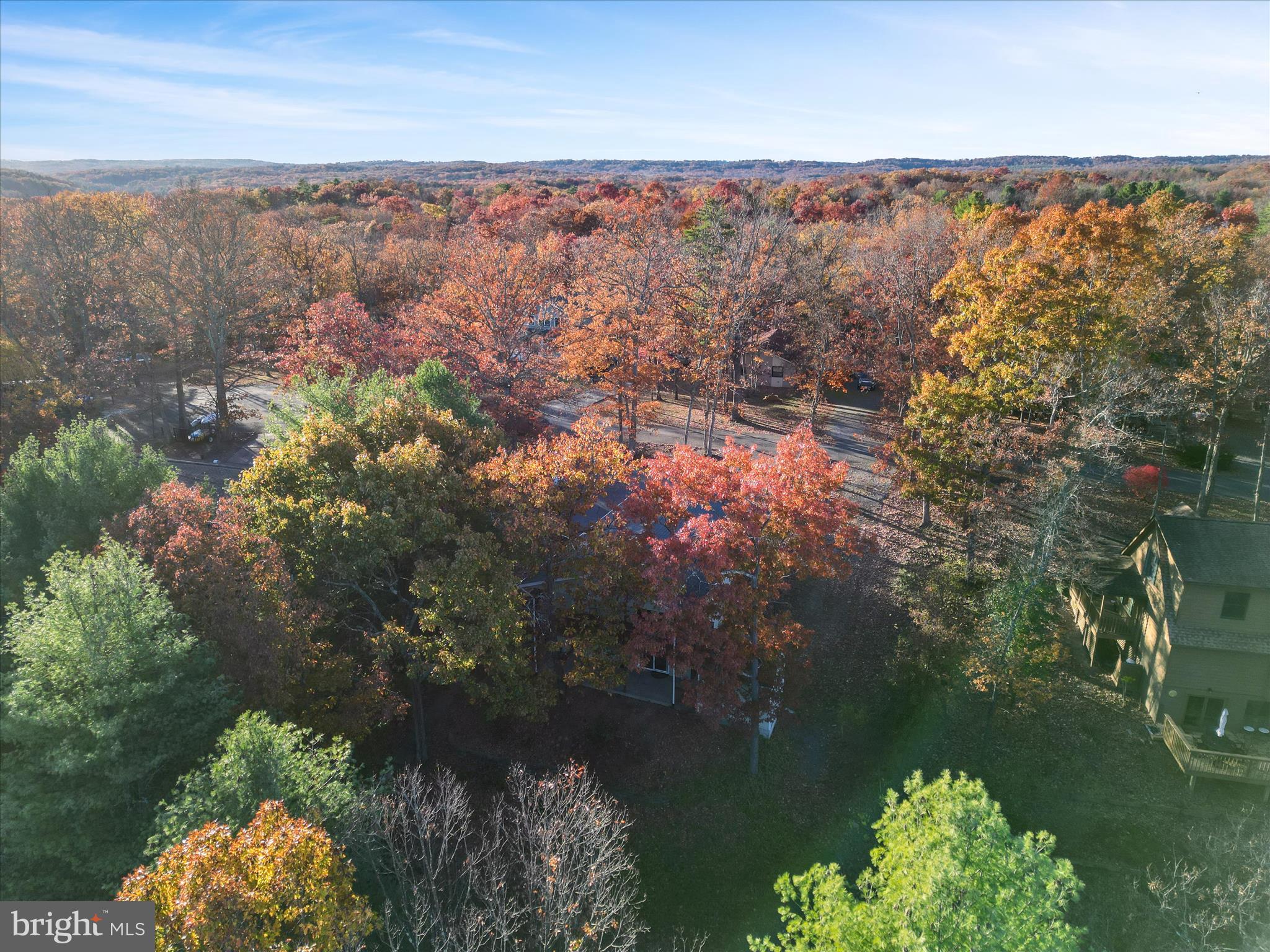 LAKE HOLIDAY ESTATES - Residential