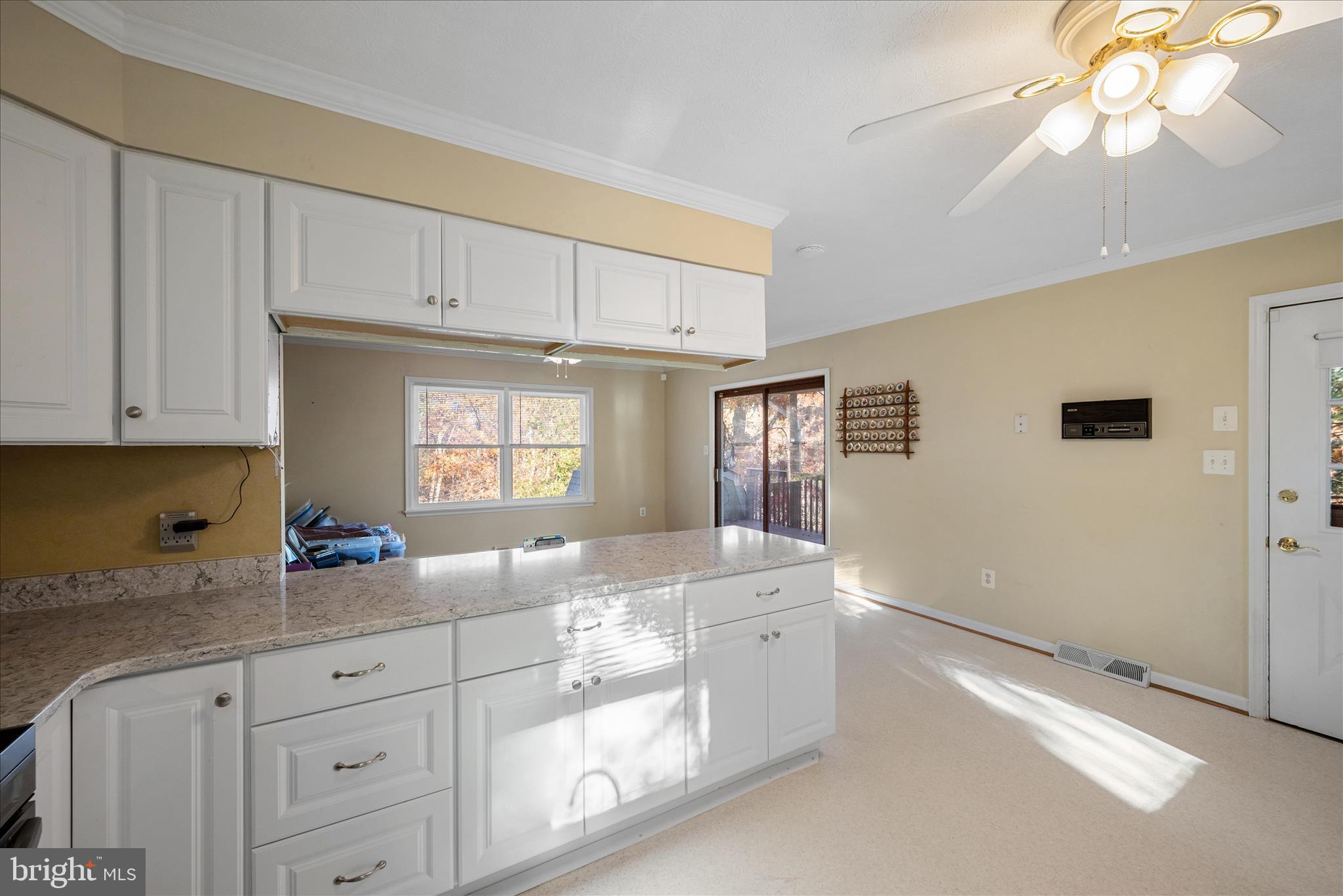 LAKE HOLIDAY ESTATES - Residential