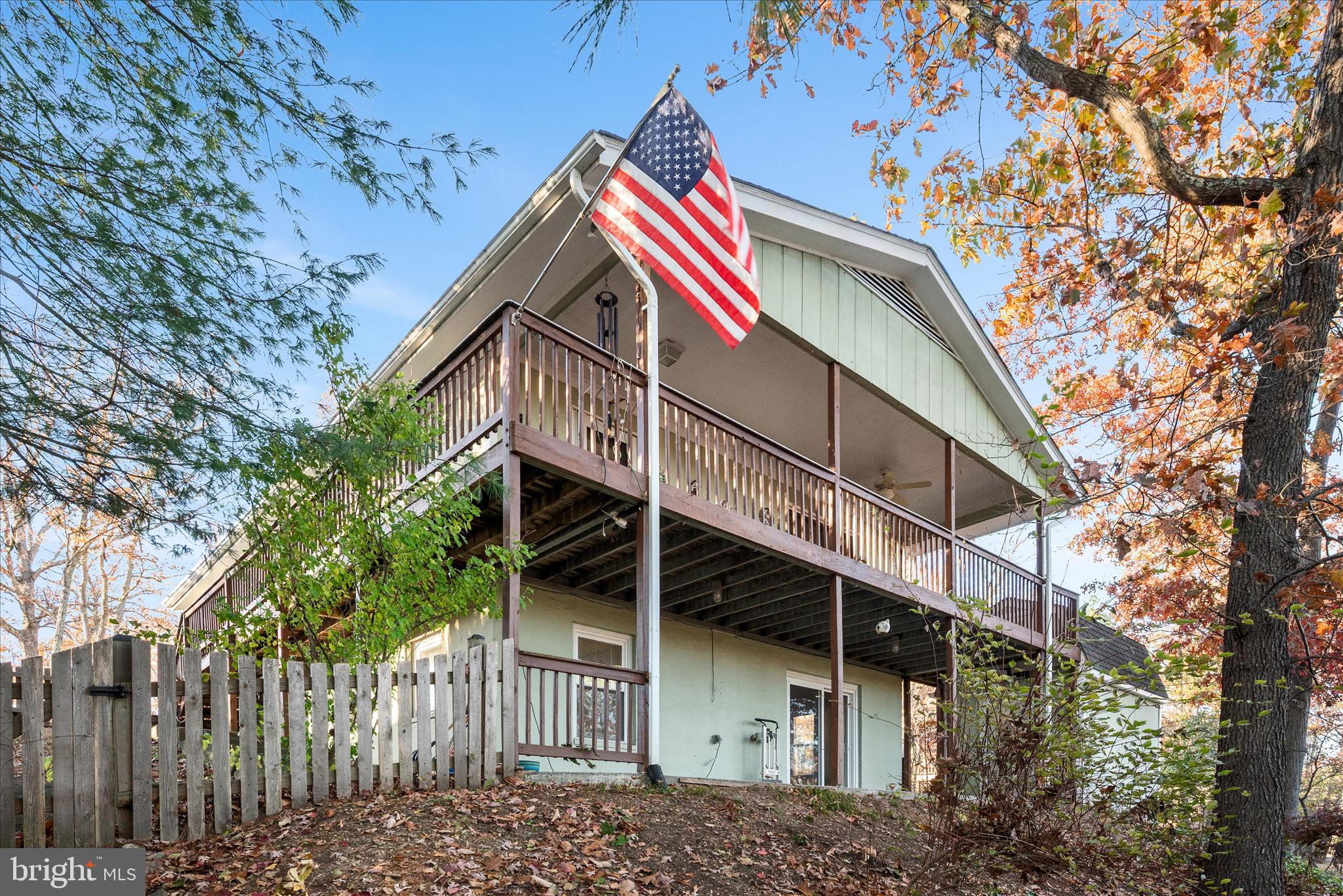 LAKE HOLIDAY ESTATES - Residential