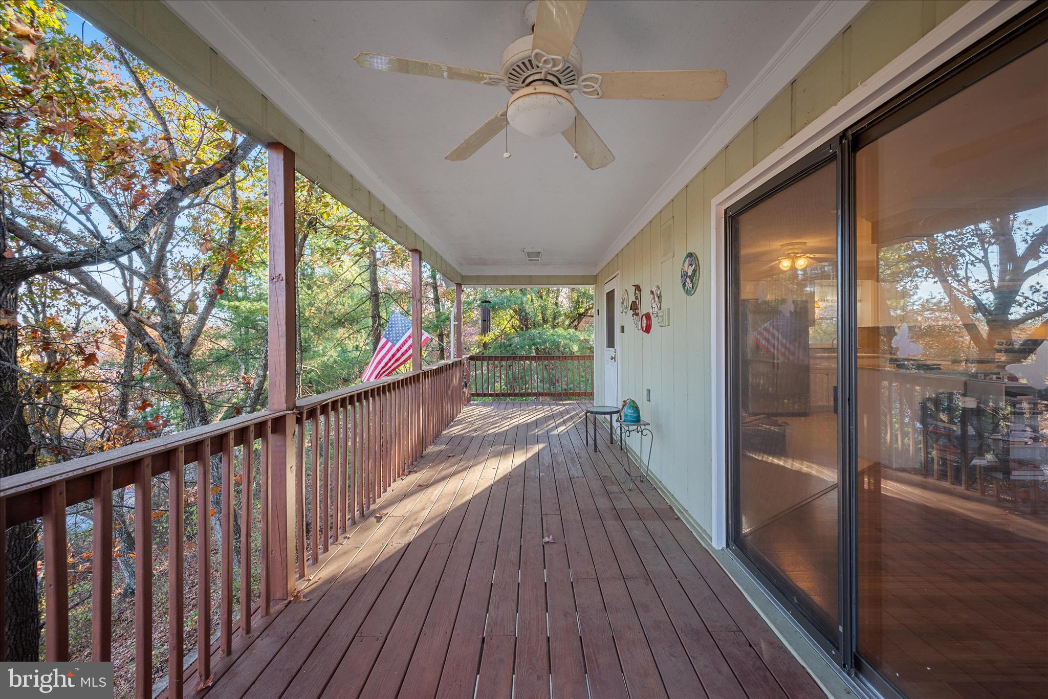 LAKE HOLIDAY ESTATES - Residential