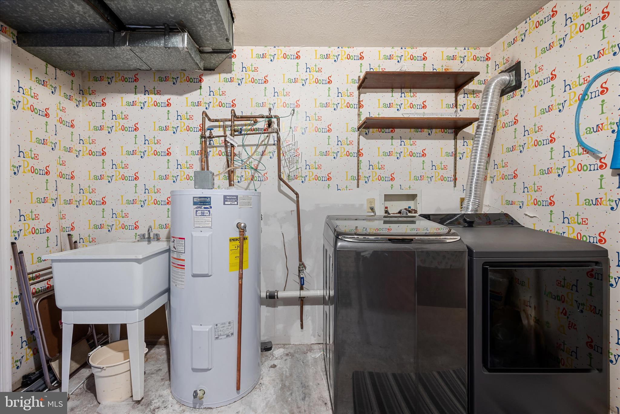 LAKE HOLIDAY ESTATES - Residential