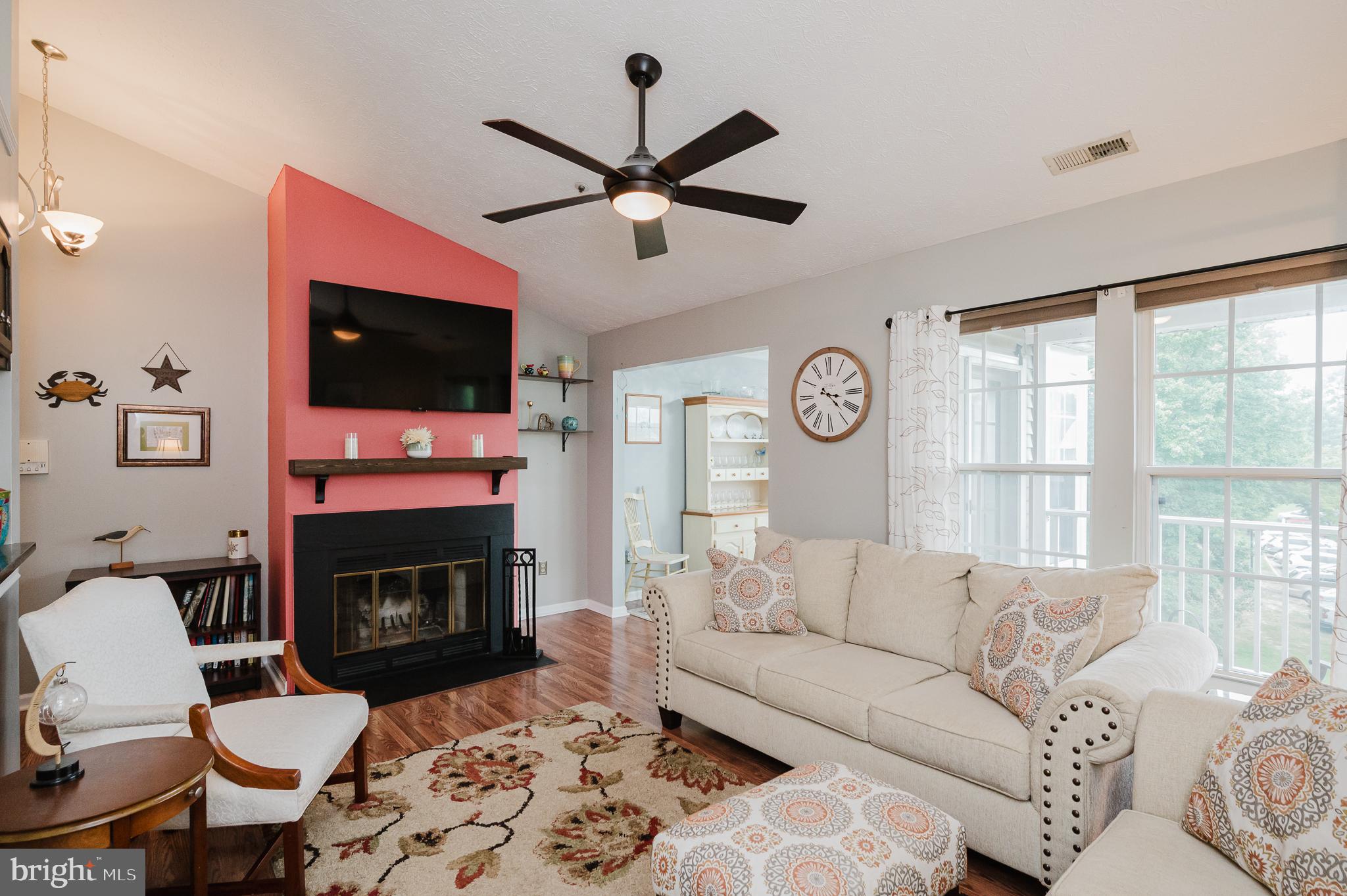 1401 GOLDEN ROD COURT J 1