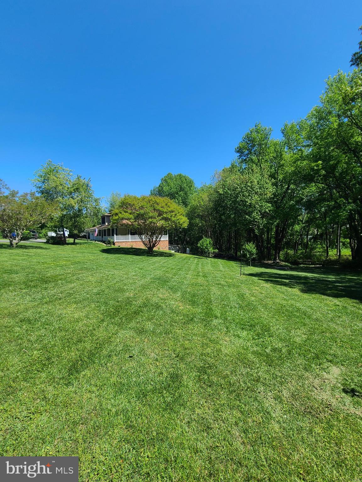 LOCH SELKIRK - Residential Lease