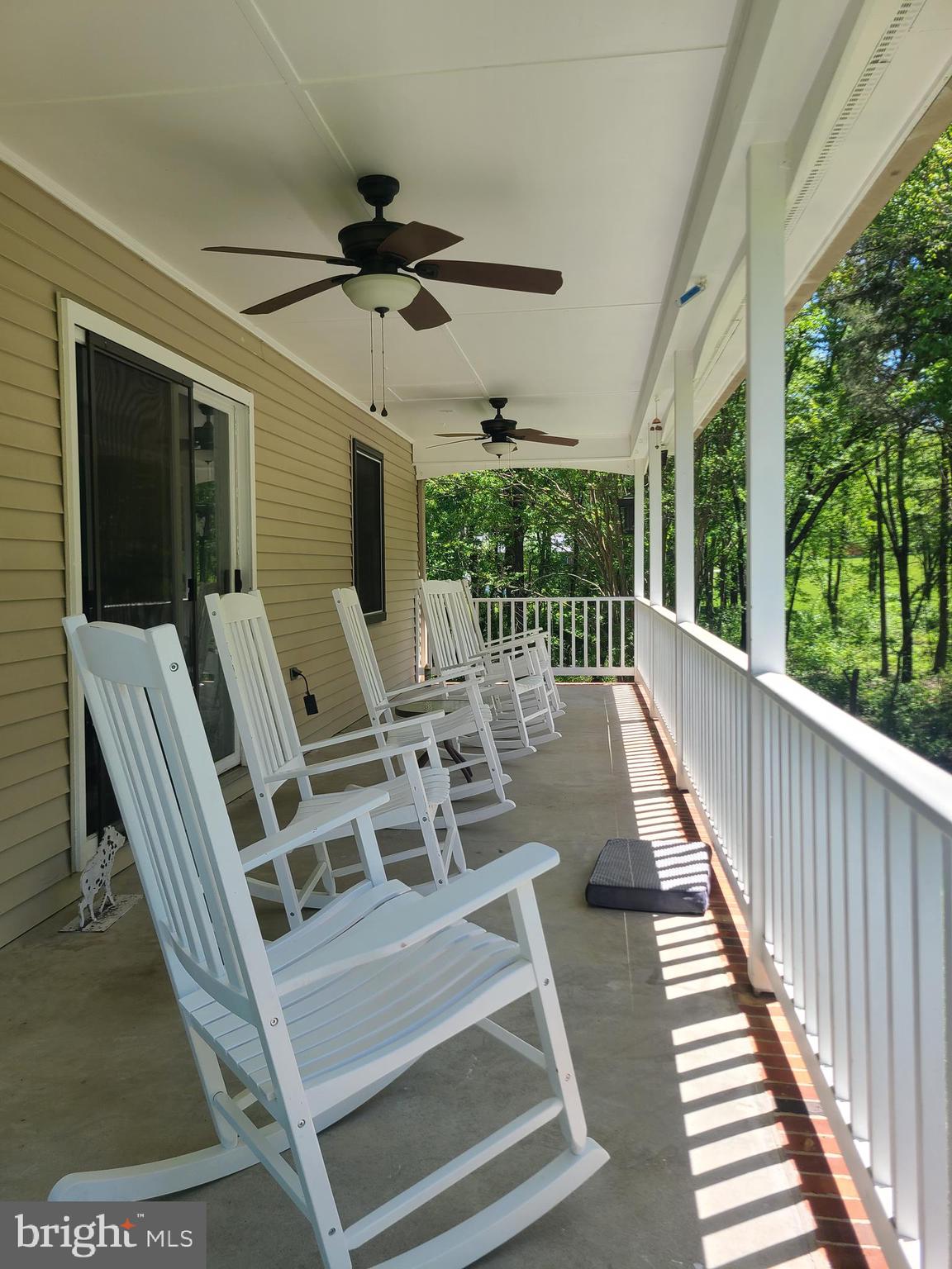 LOCH SELKIRK - Residential Lease