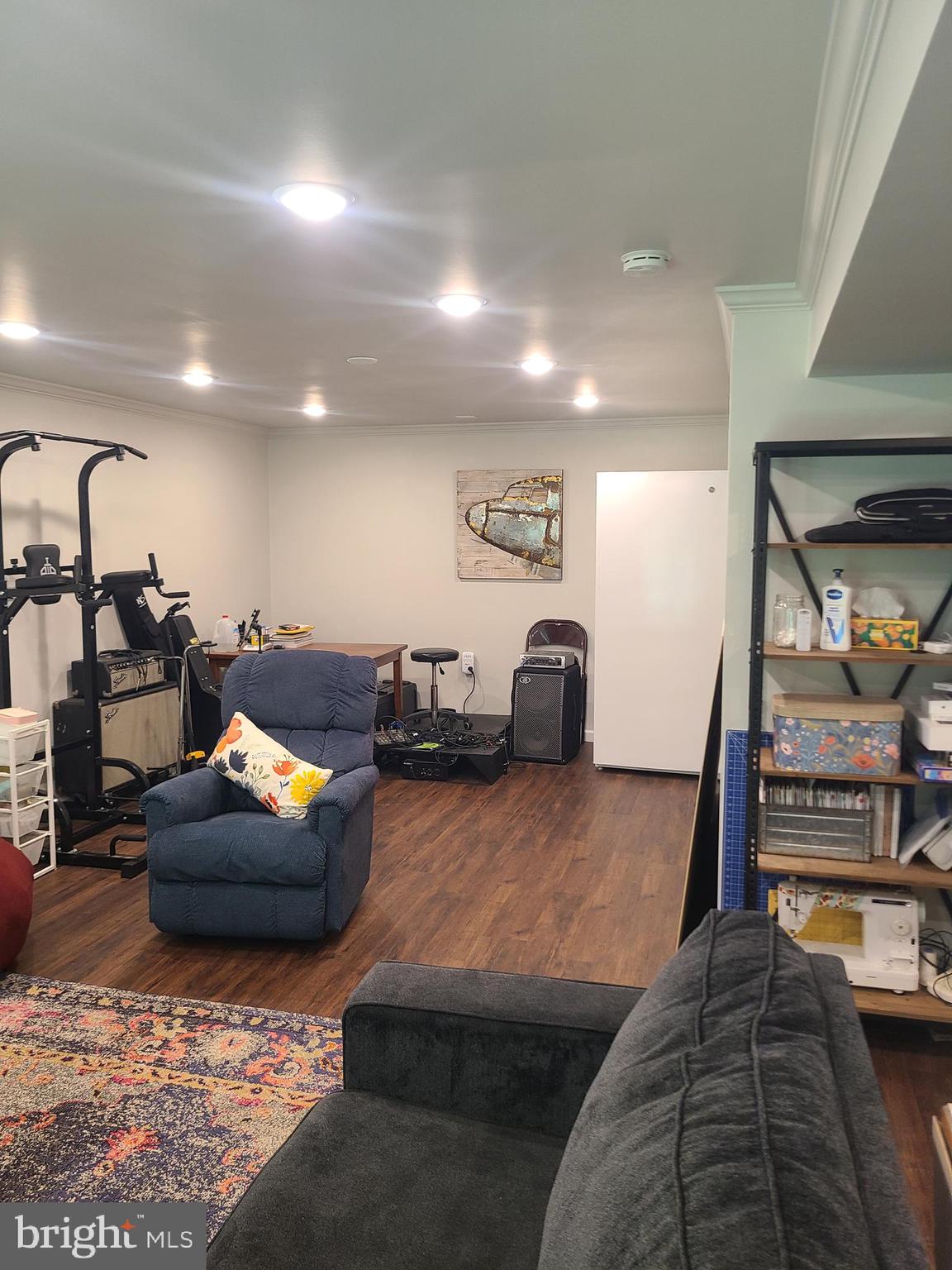 LOCH SELKIRK - Residential Lease