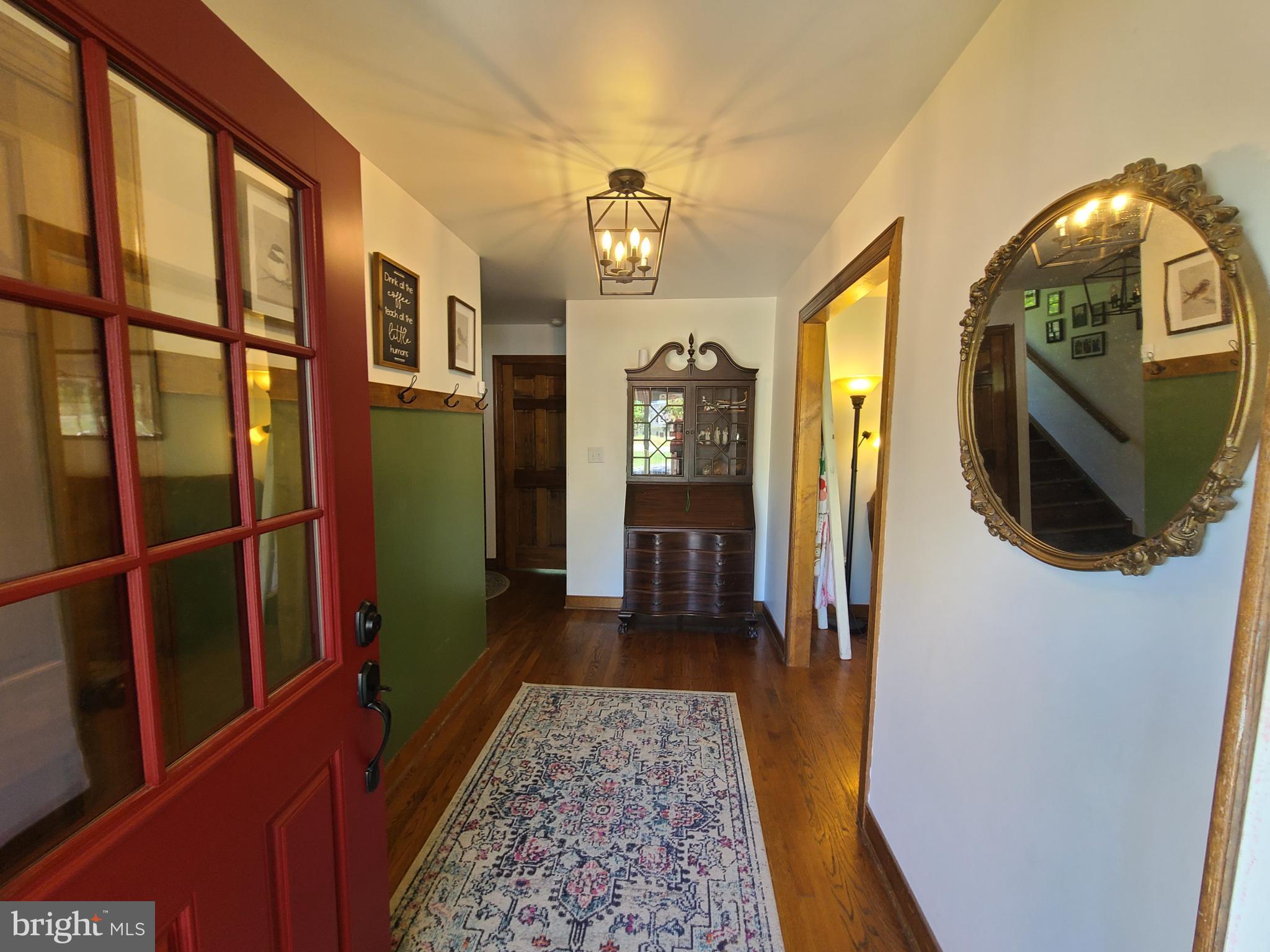 LOCH SELKIRK - Residential Lease