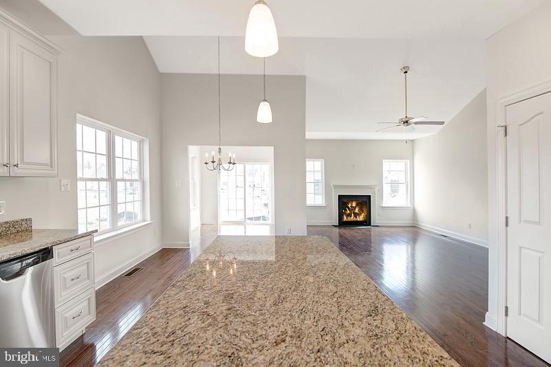 VILLAGE OF EASTRIDGE - Residential