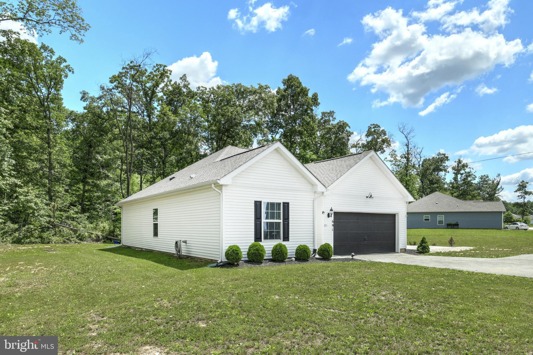 691 LEDGER DRIVE