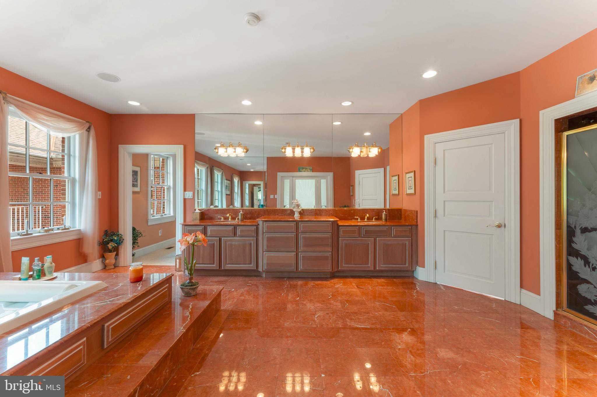 DEER RUN FARMS - Residential