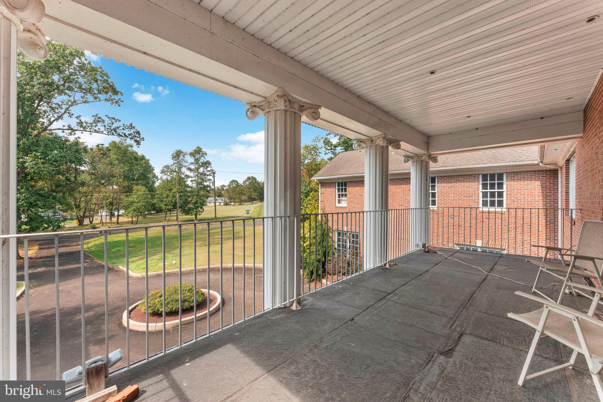 DEER RUN FARMS - Residential