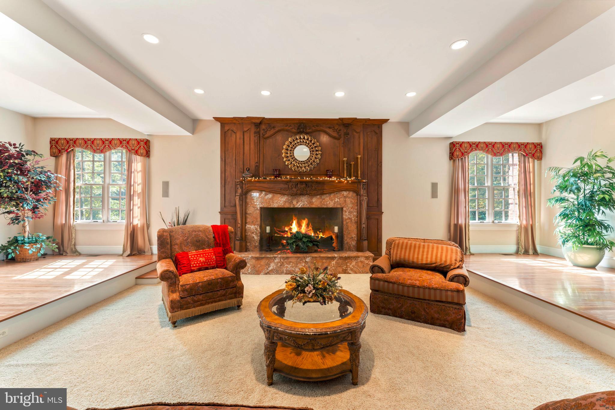 DEER RUN FARMS - Residential