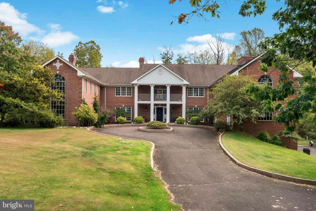 Photo of 1390 Old Jacksonville Rd, IVYLAND, PA 18974 (MLS # PABU2106160)