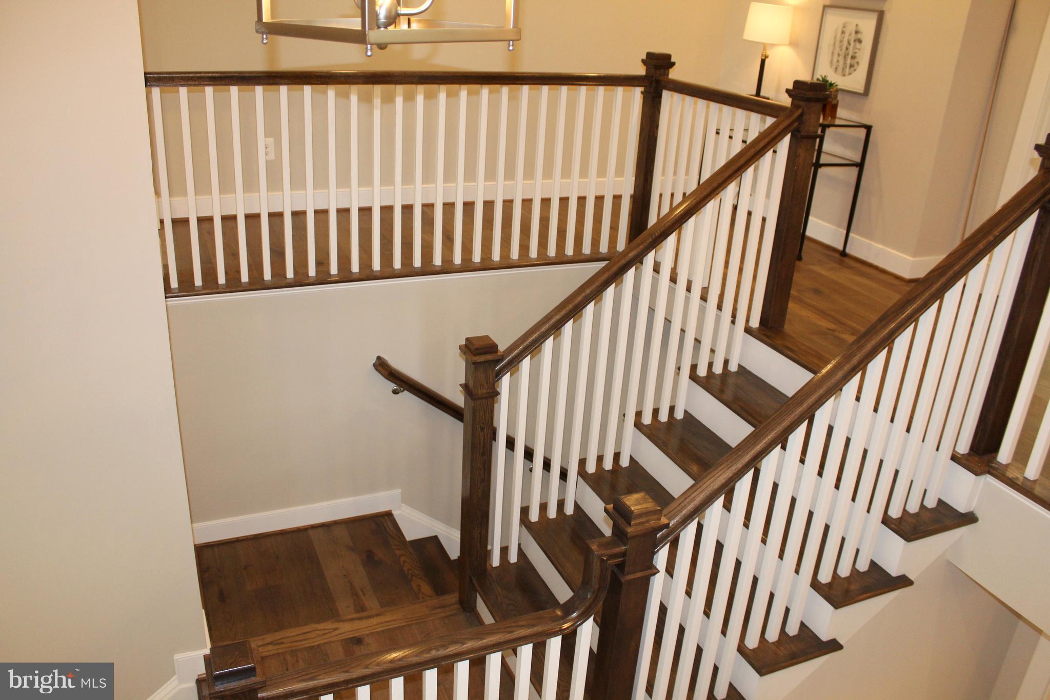 GRAYS OAKTON - Residential