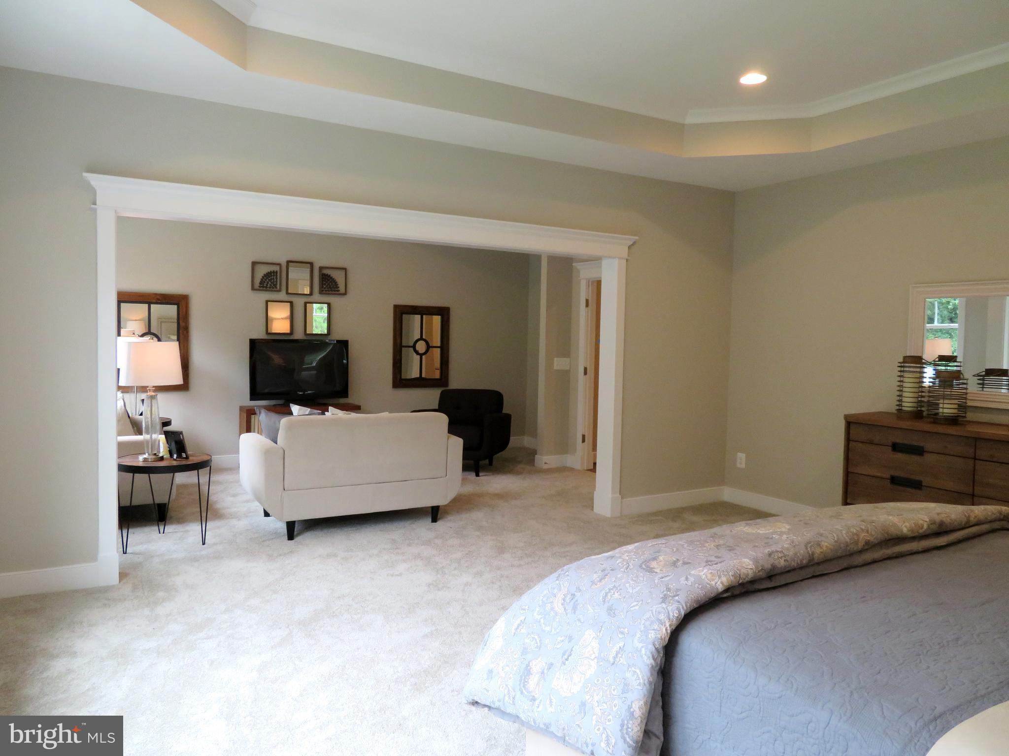 GRAYS OAKTON - Residential