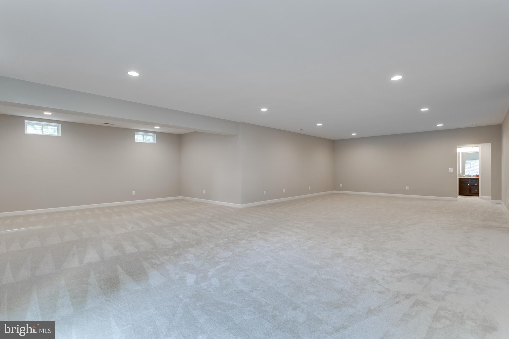 GRAYS OAKTON - Residential