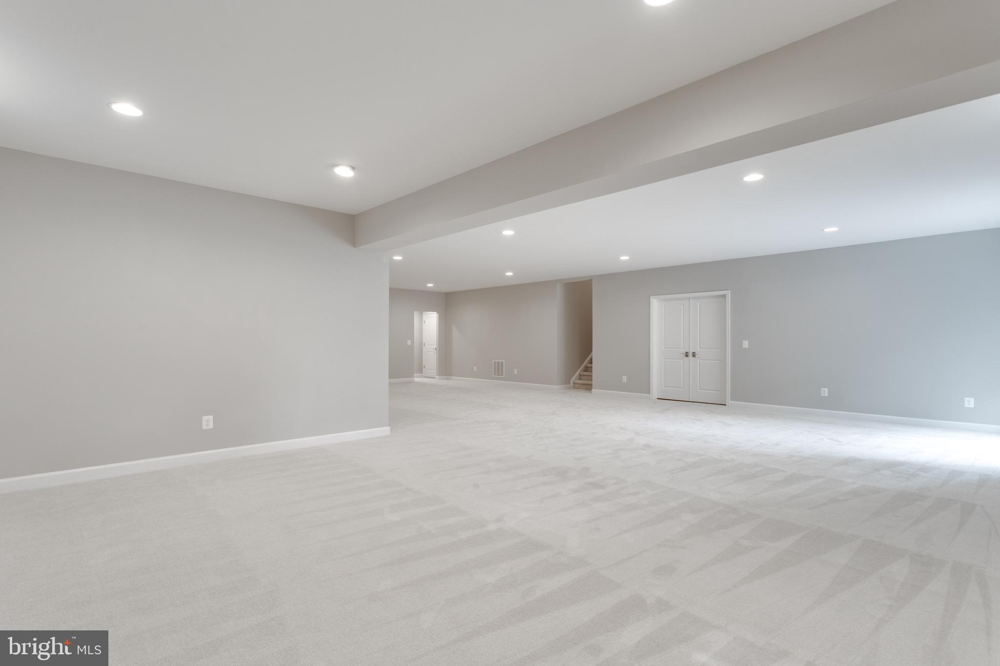 GRAYS OAKTON - Residential