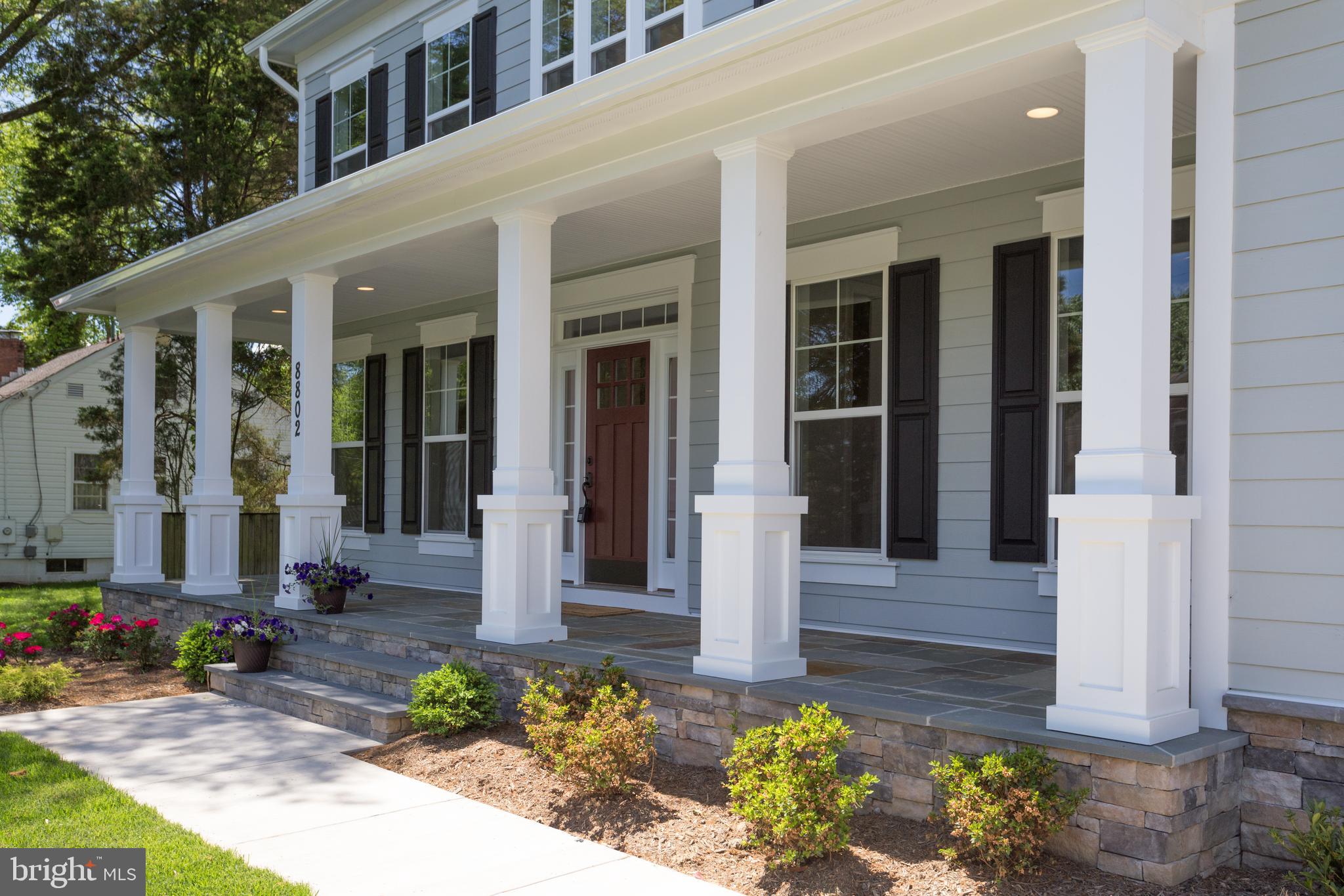 GRAYS OAKTON - Residential