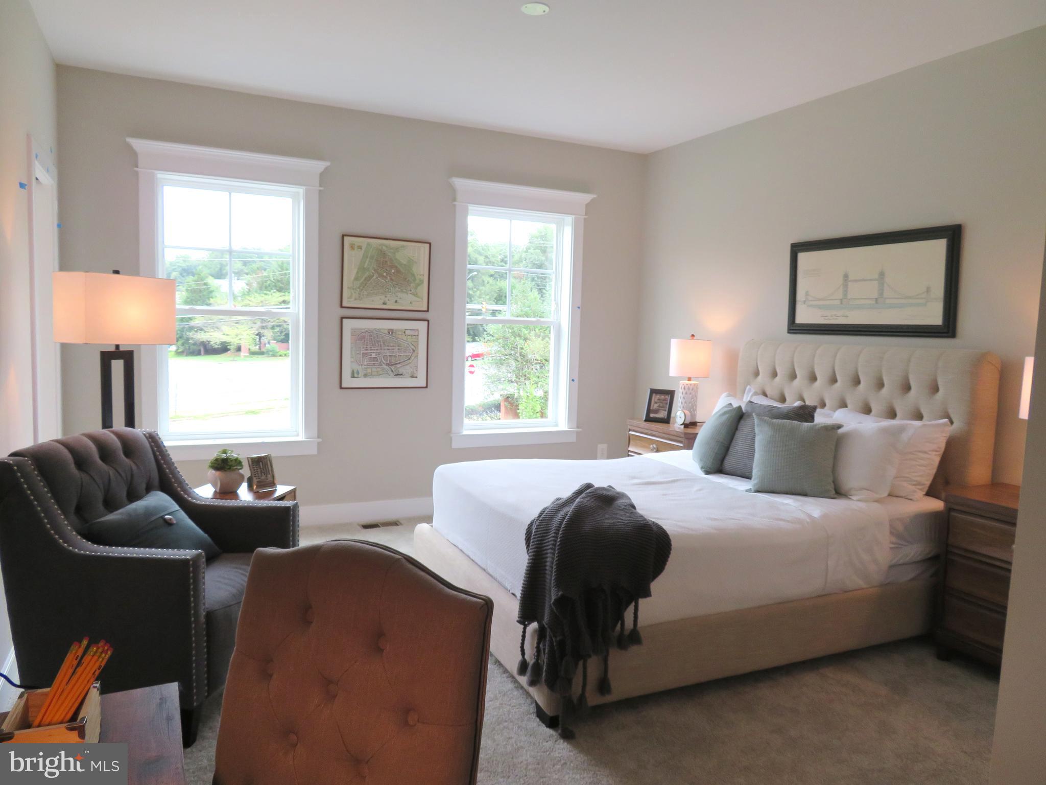 GRAYS OAKTON - Residential