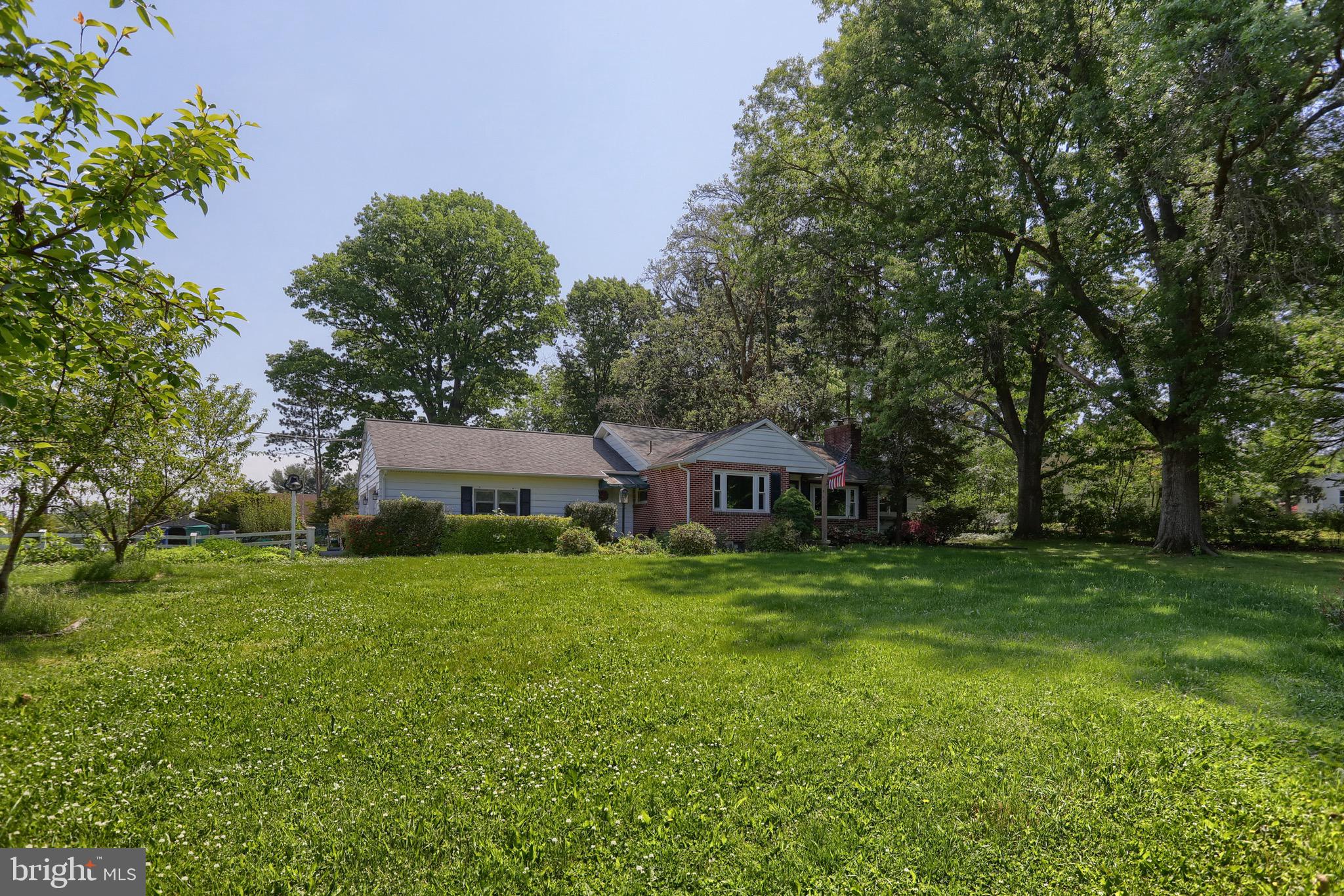 599 COLONIAL CLUB DRIVE
