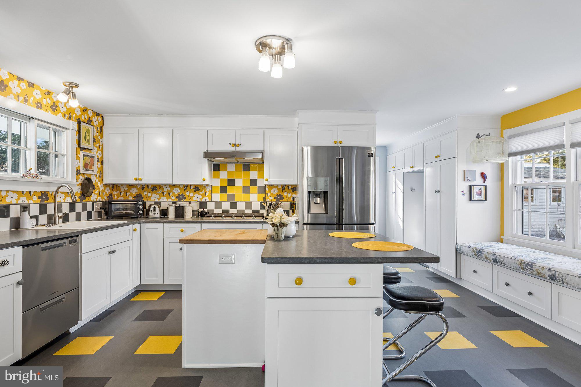 HISTORIC DISTRICT EASTON - Residential