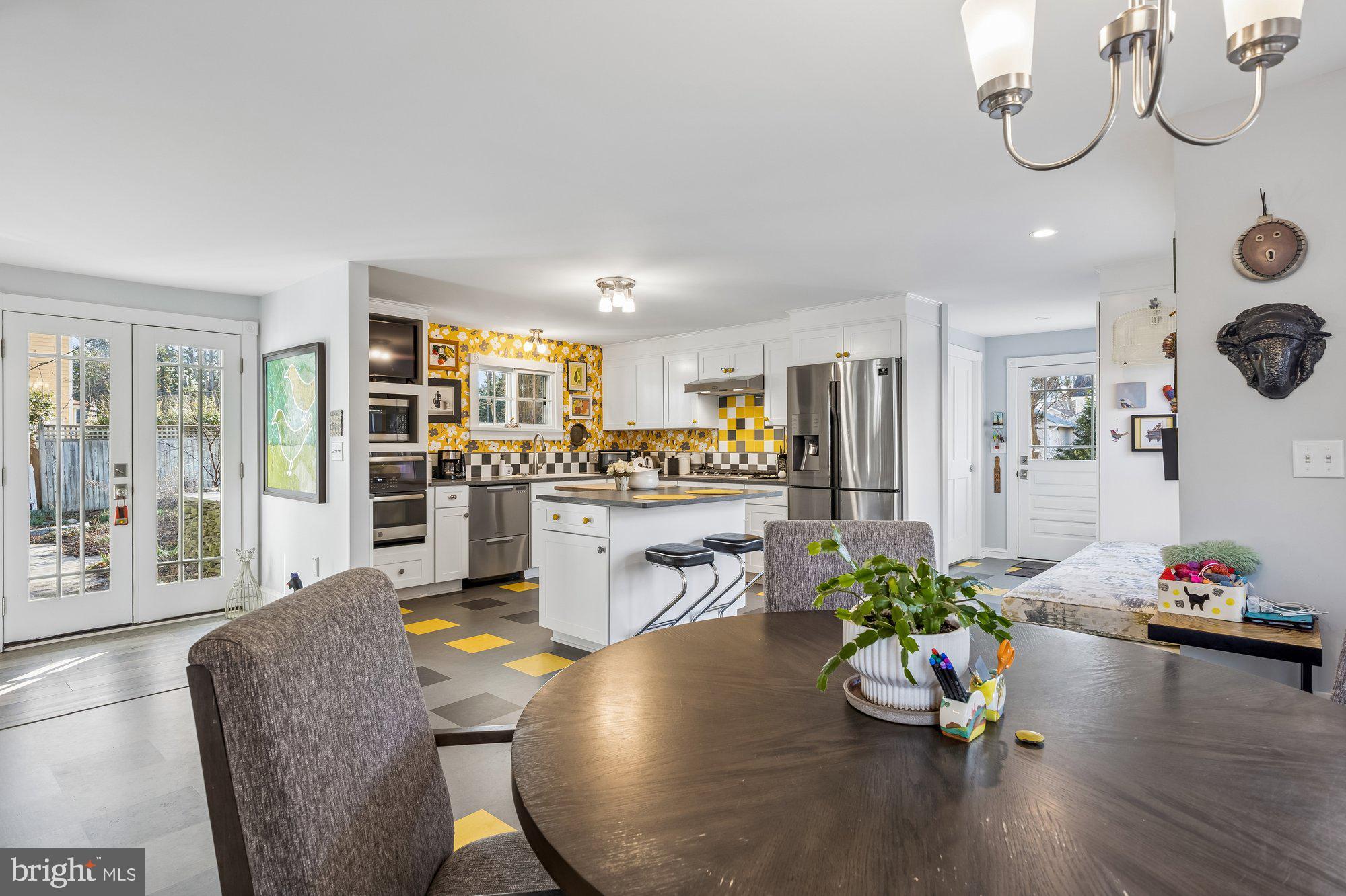 HISTORIC DISTRICT EASTON - Residential