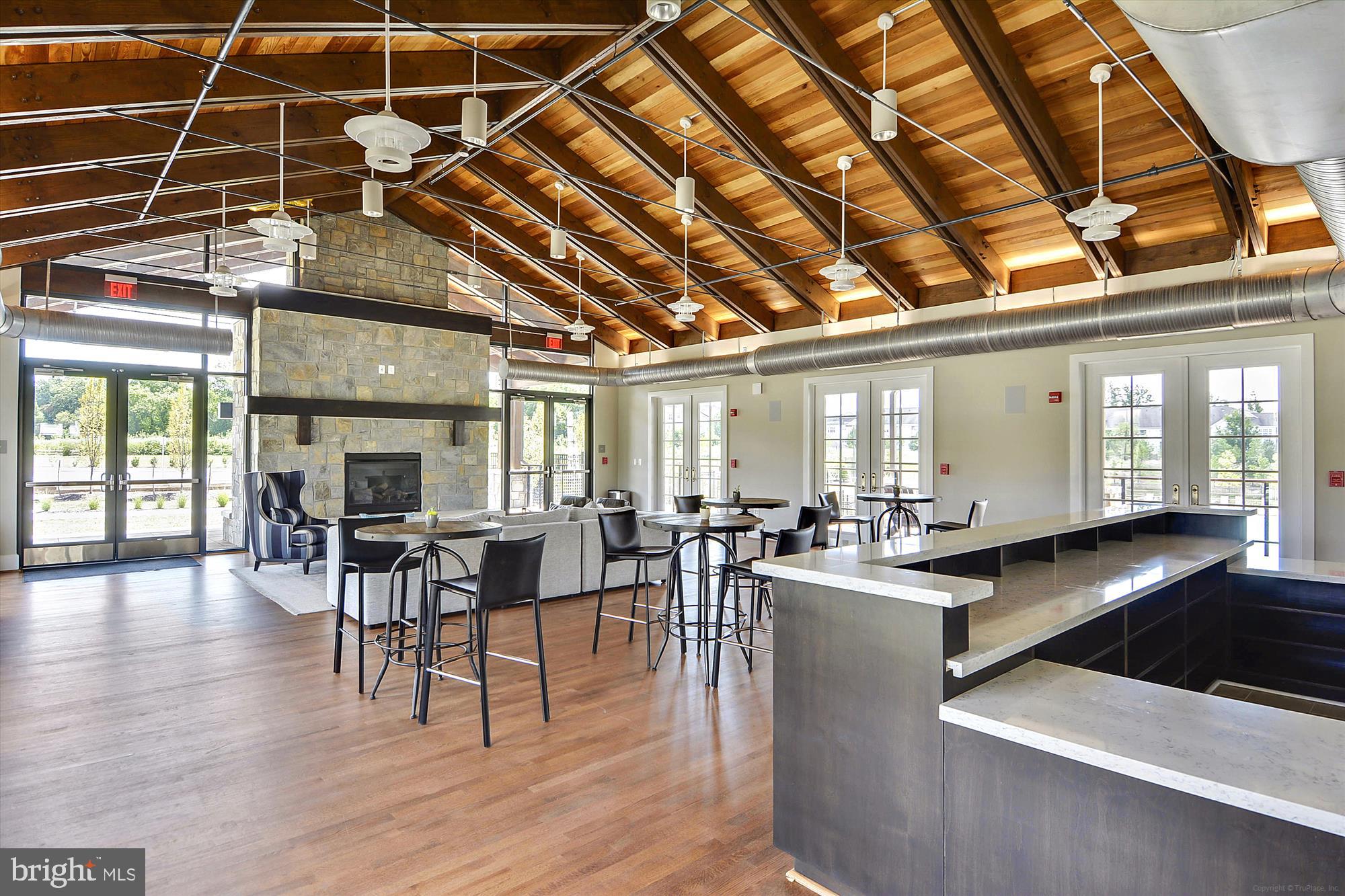 CROWN FARM - Residential