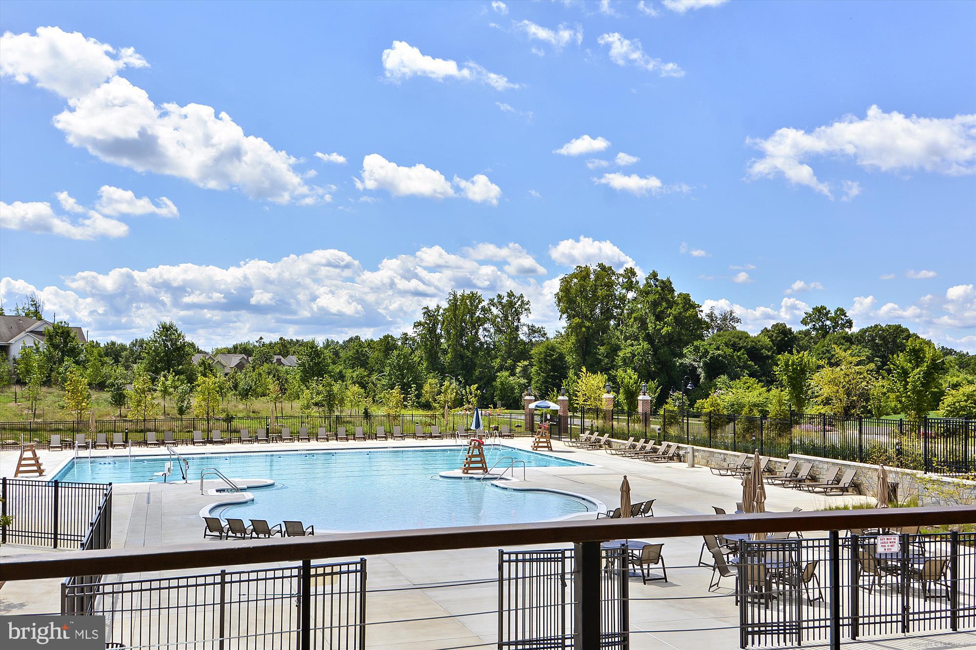 CROWN FARM - Residential