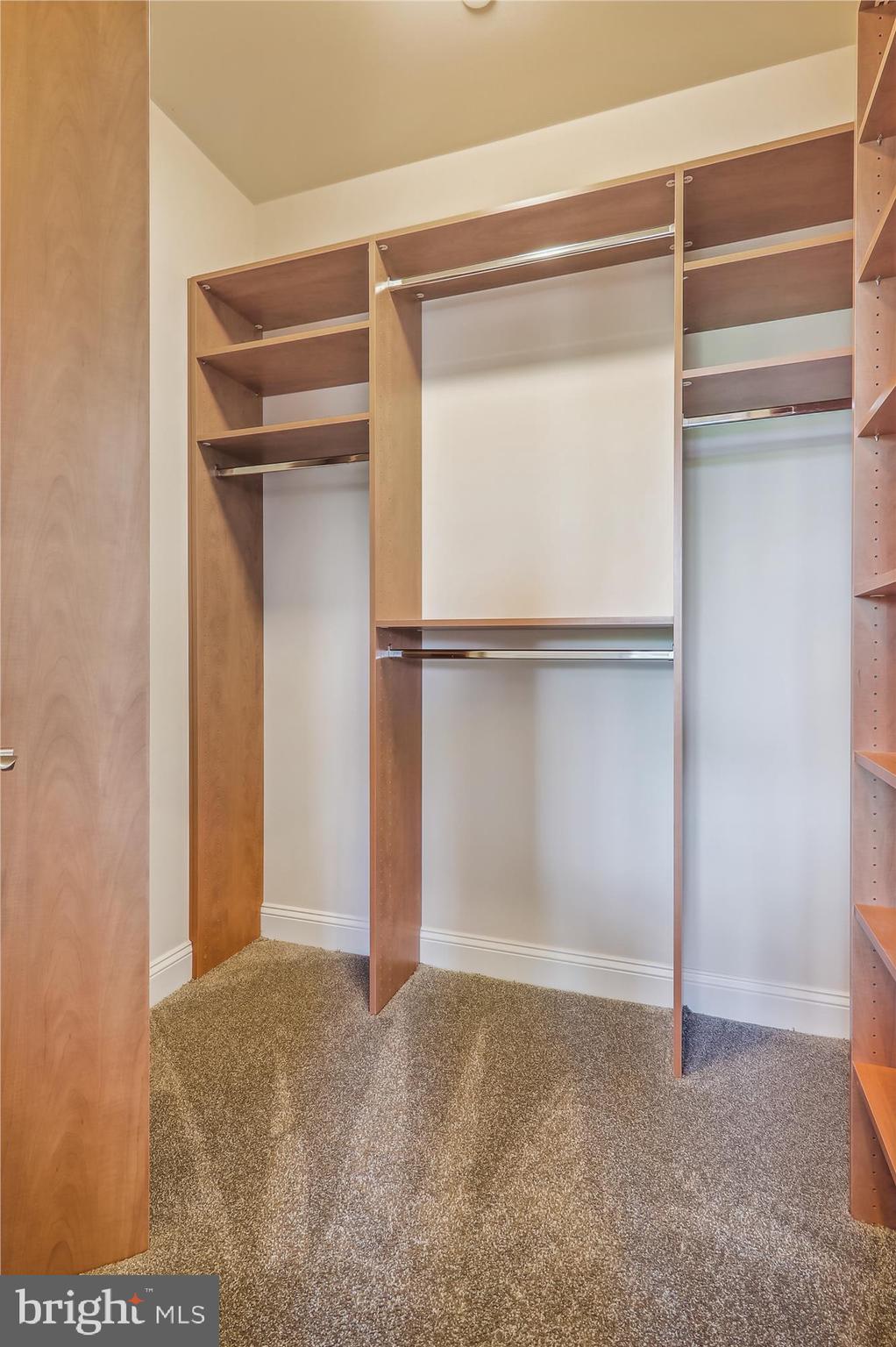 CROWN FARM - Residential