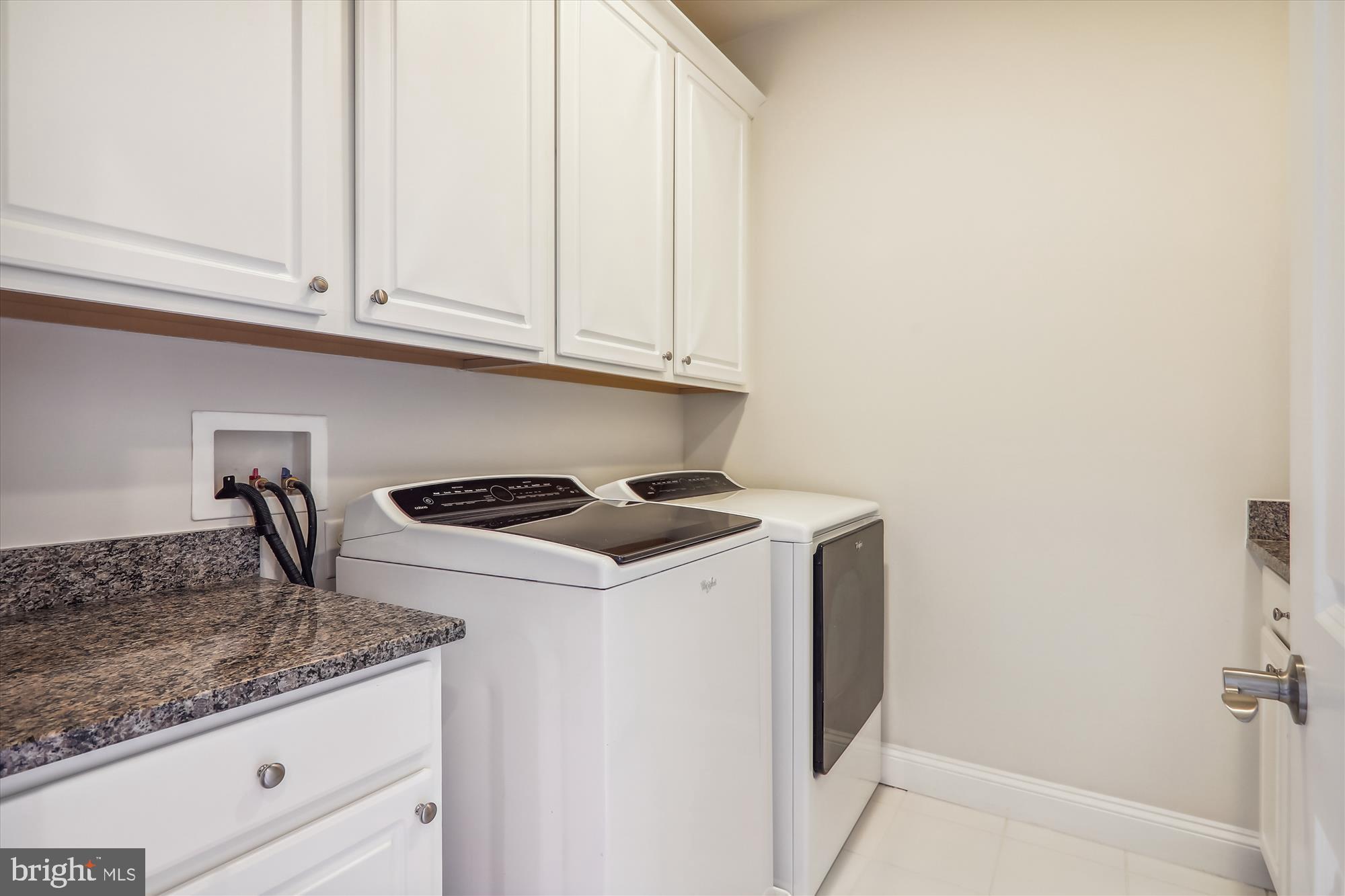 CROWN FARM - Residential