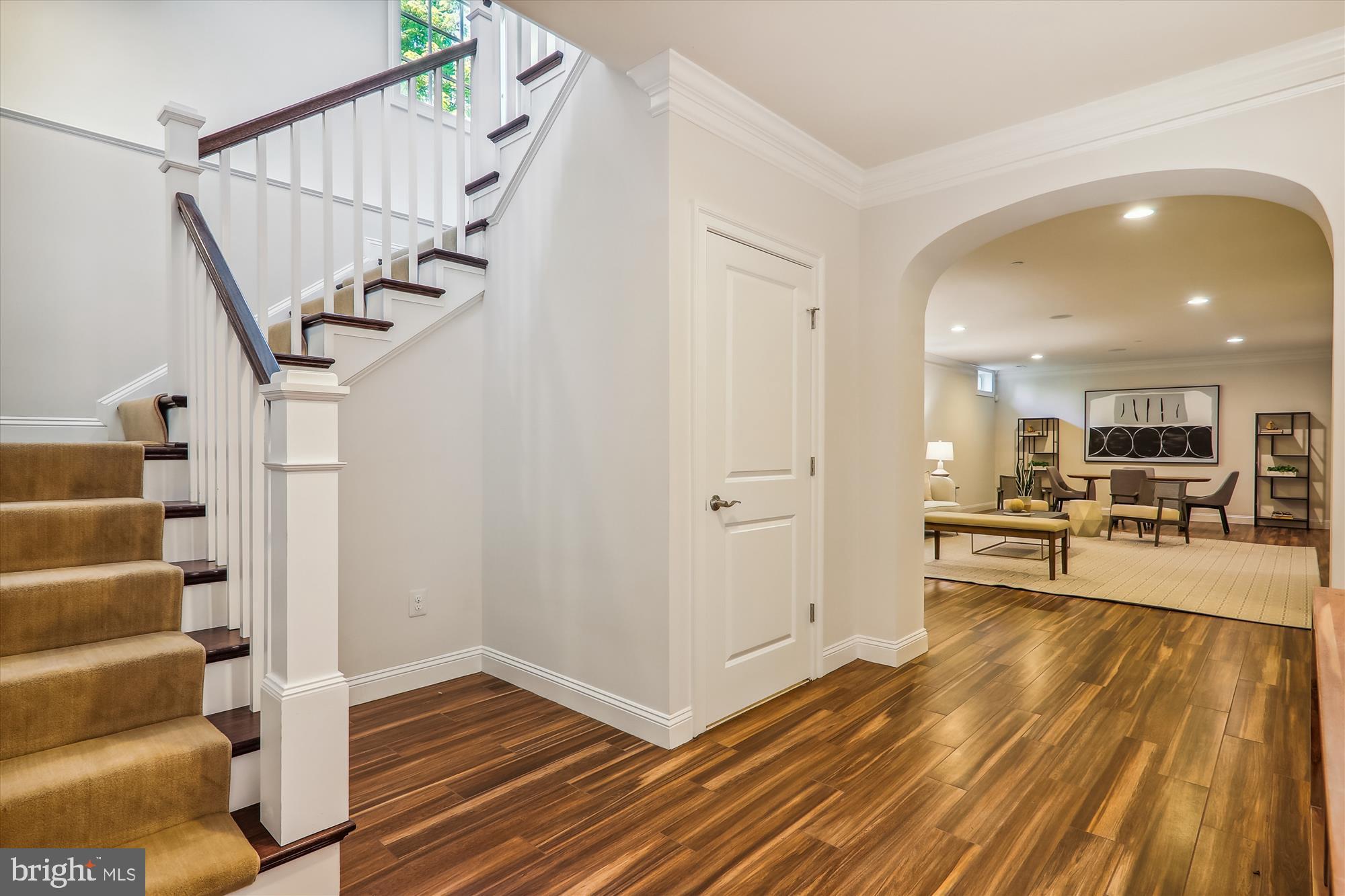 CROWN FARM - Residential