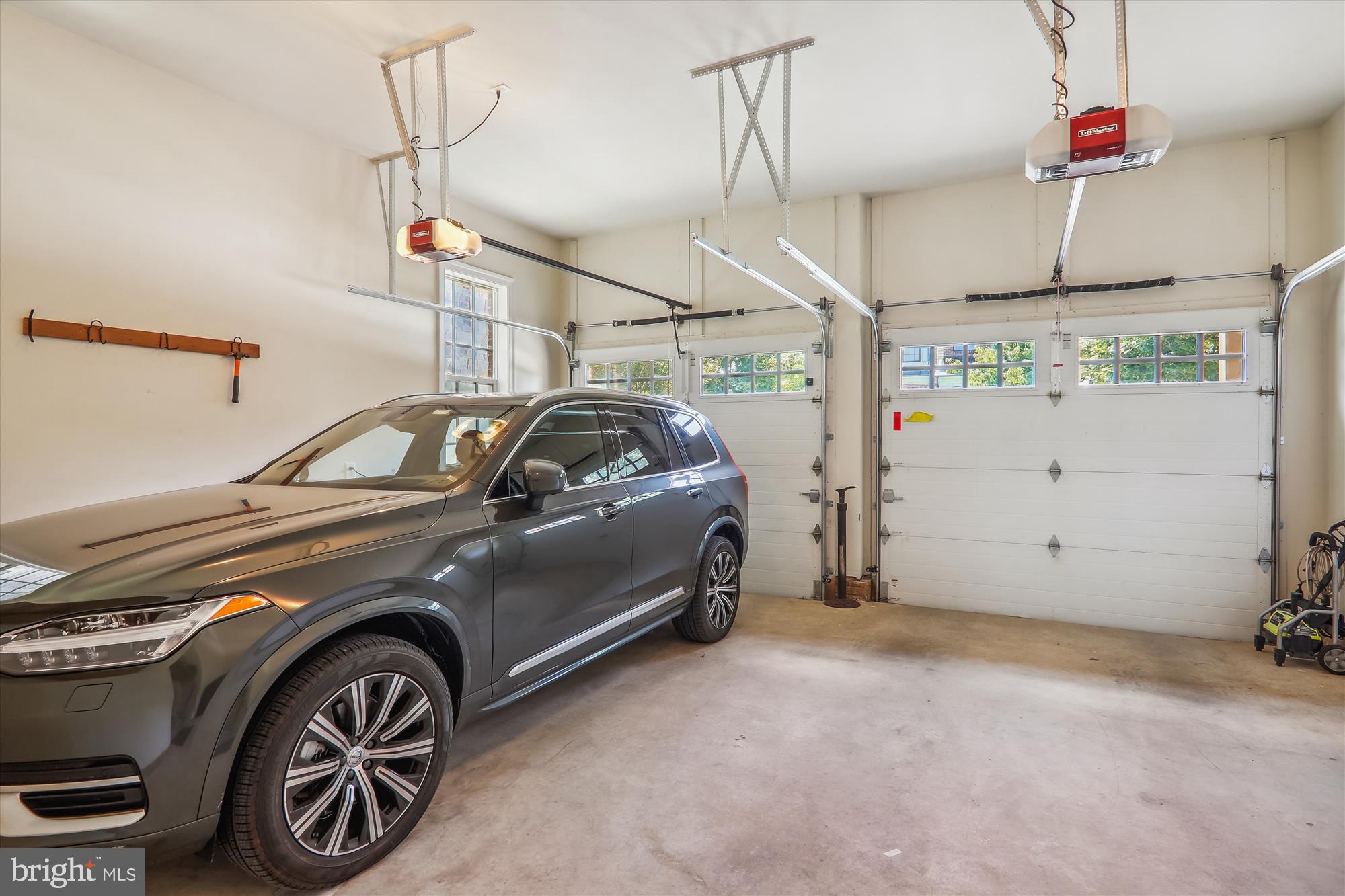 CROWN FARM - Residential