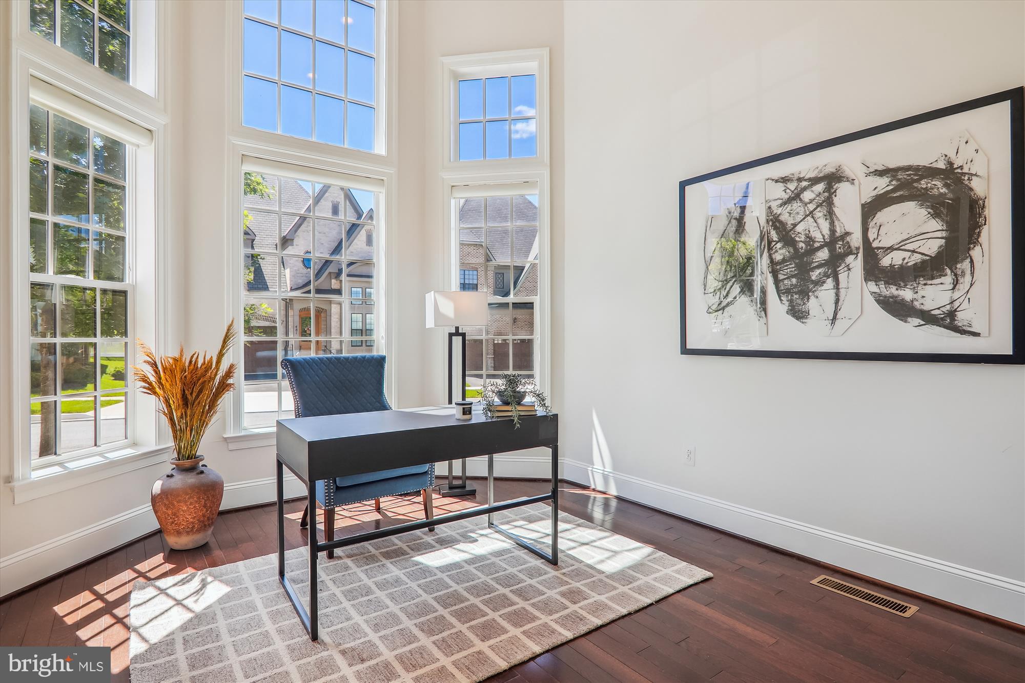 CROWN FARM - Residential