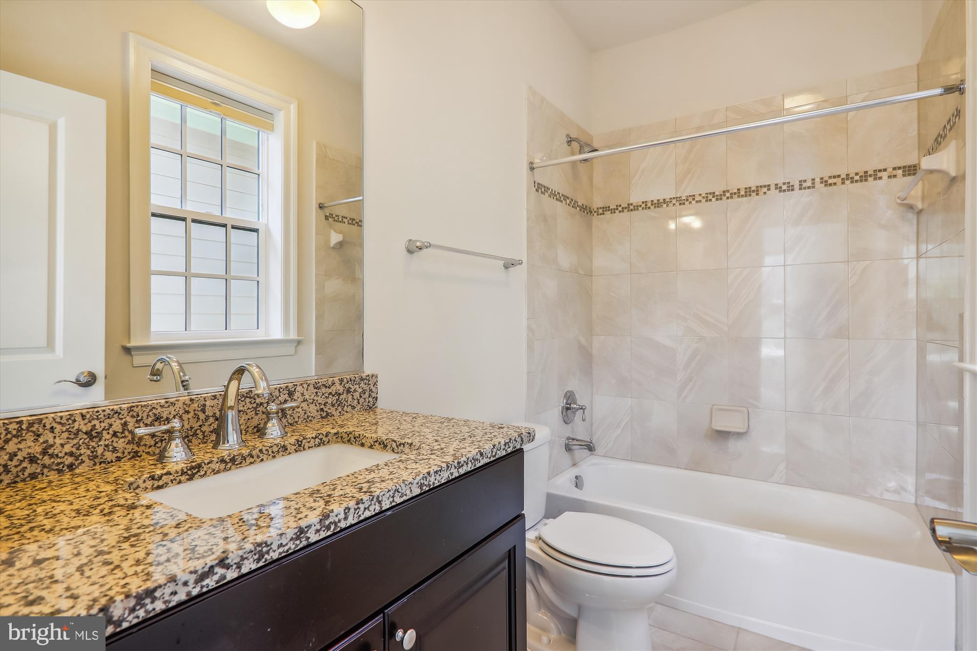 CROWN FARM - Residential