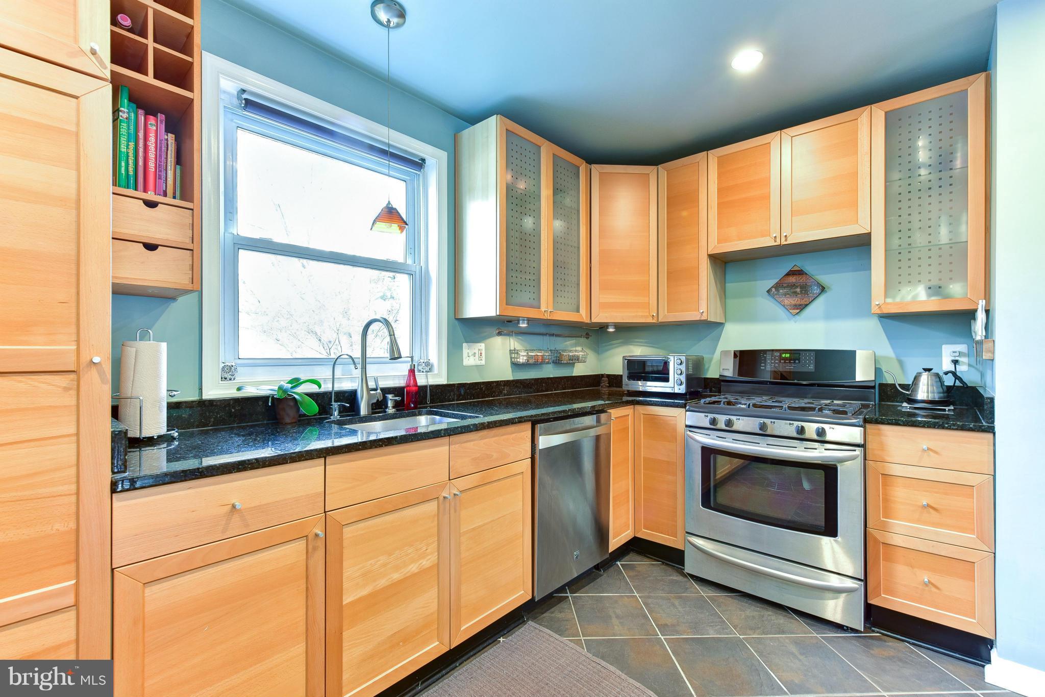 WARWICK VILLAGE - Residential