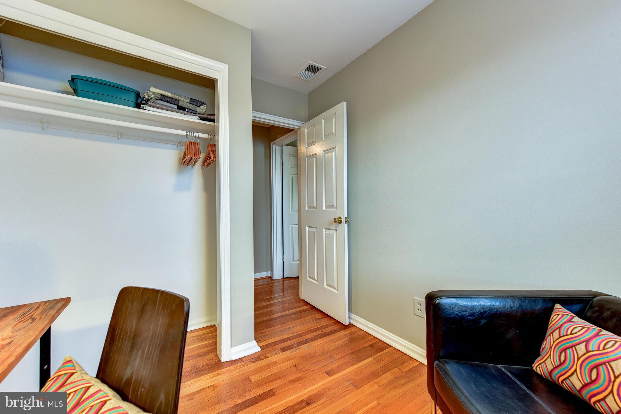 WARWICK VILLAGE - Residential