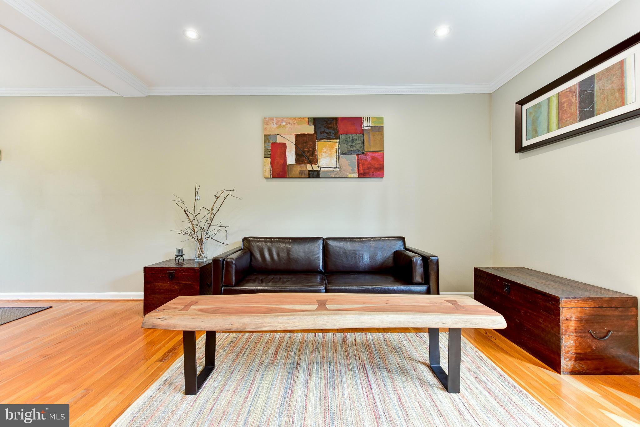 WARWICK VILLAGE - Residential