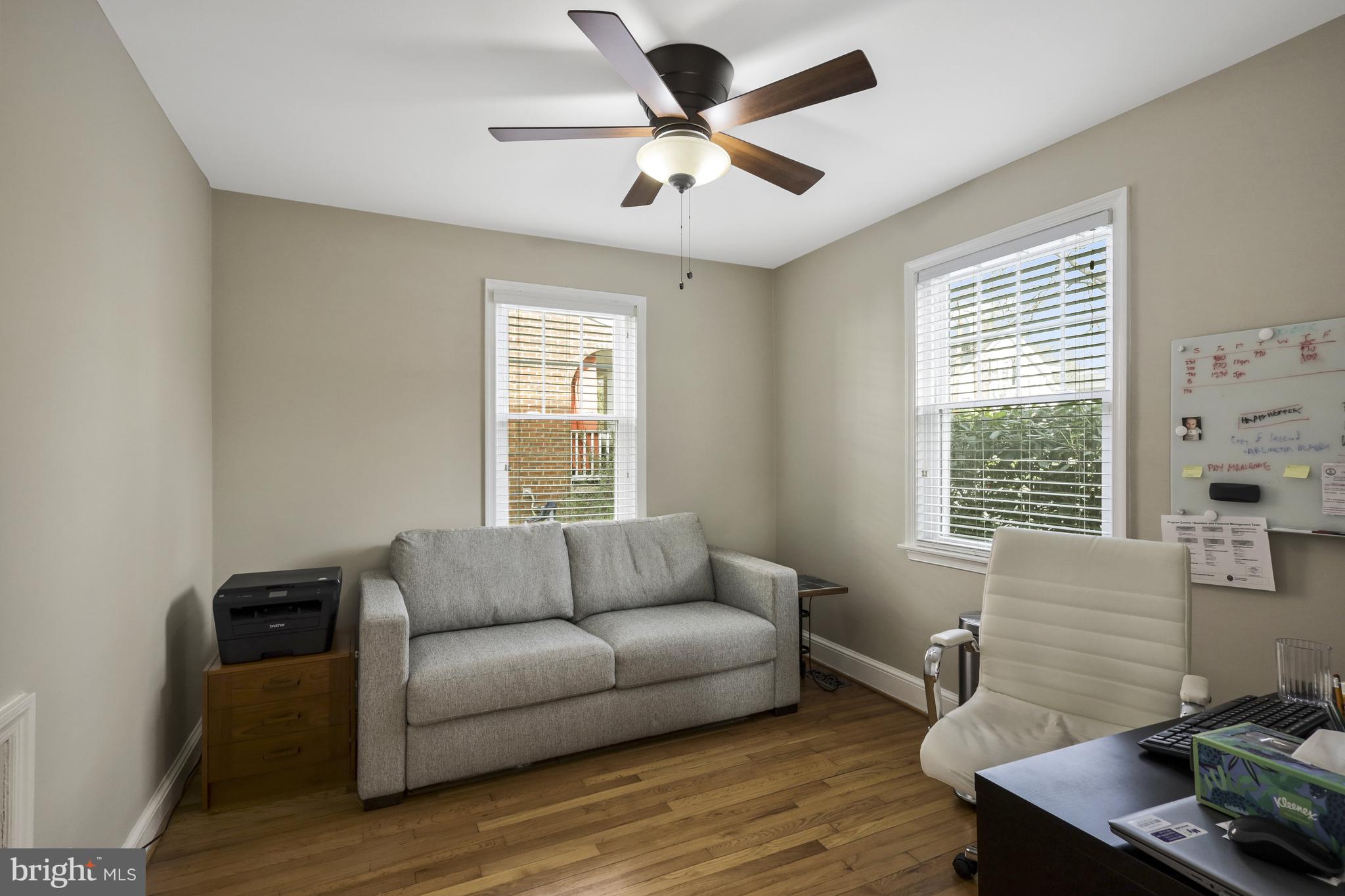 ROSEMONT PARK - Residential