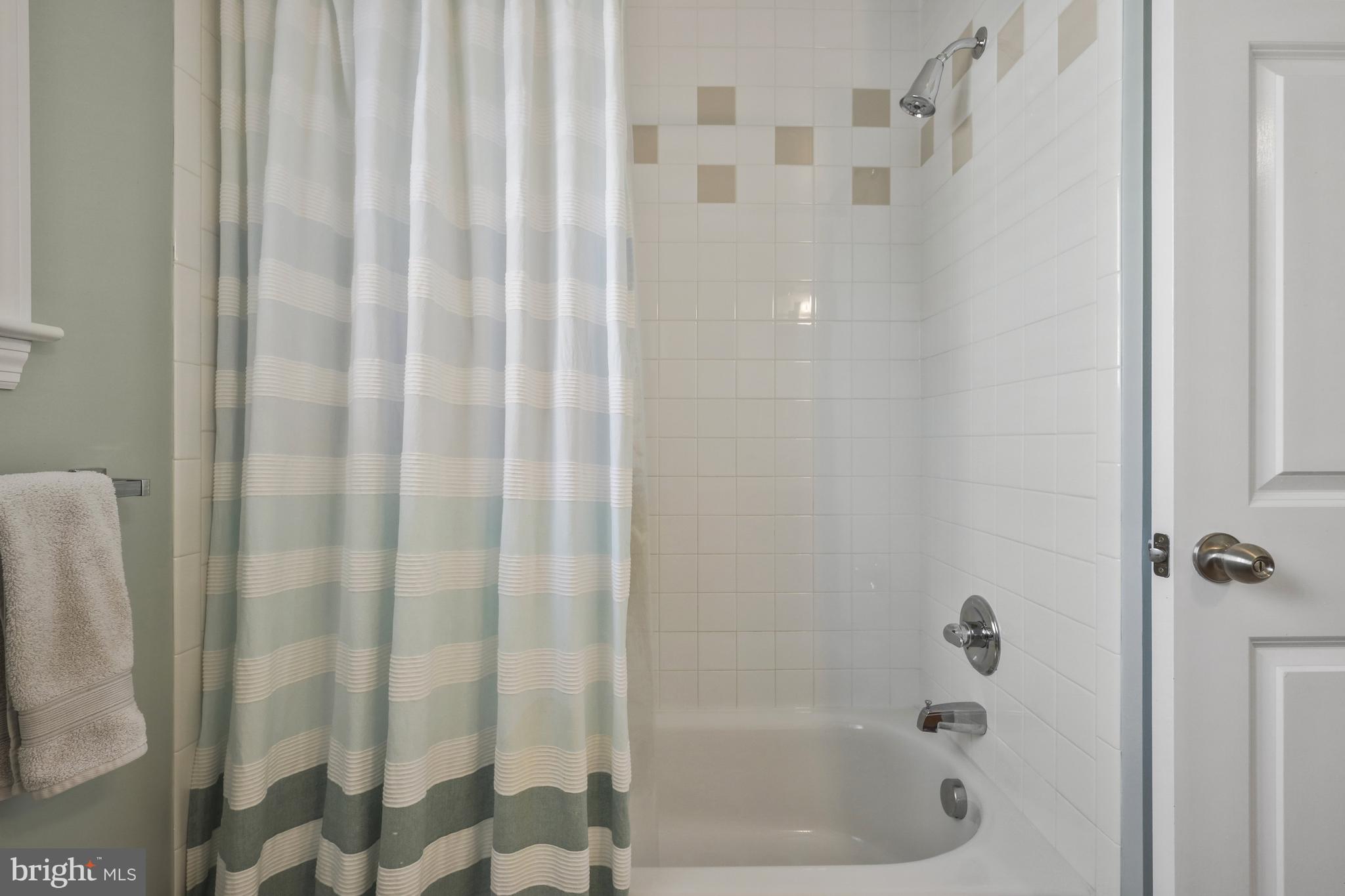 ROSEMONT PARK - Residential