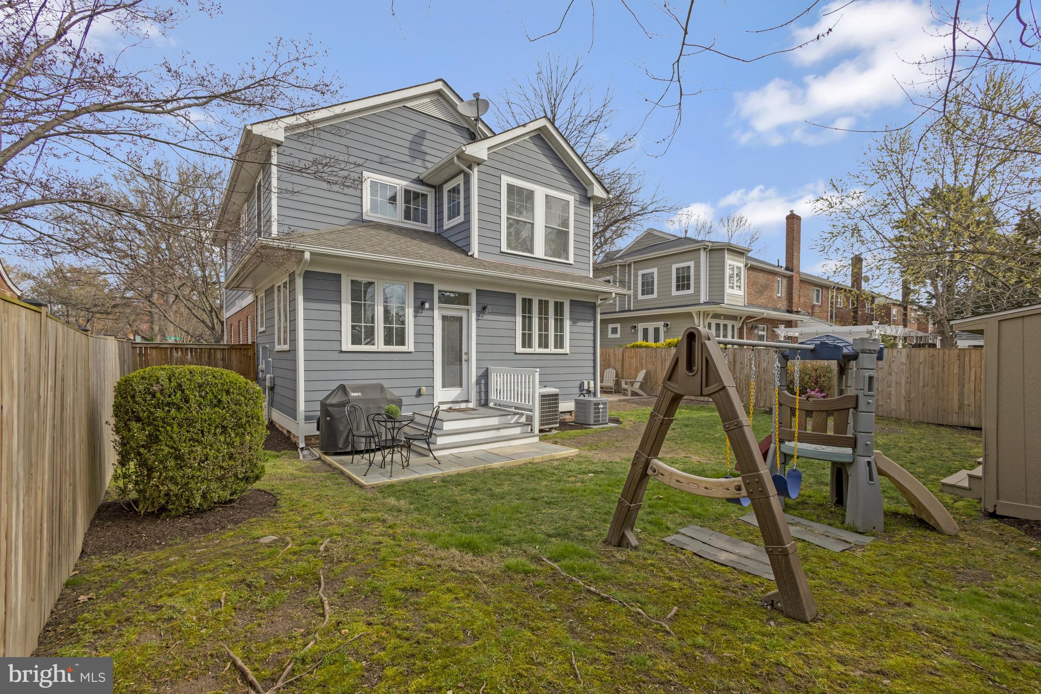 ROSEMONT PARK - Residential