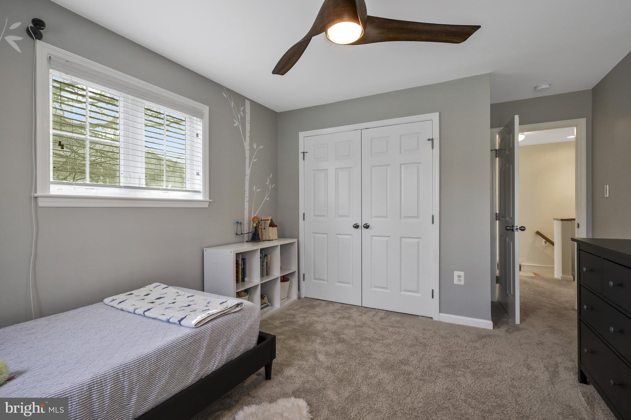 ROSEMONT PARK - Residential