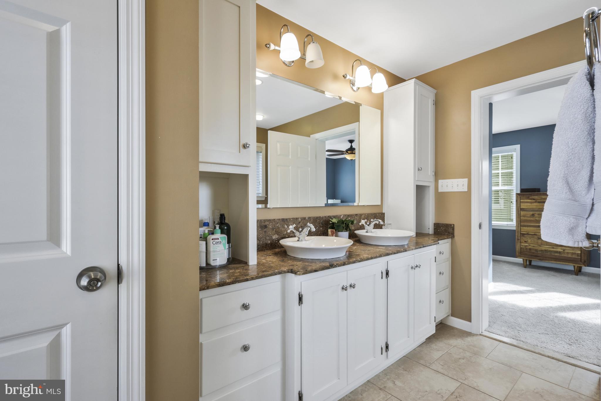 ROSEMONT PARK - Residential