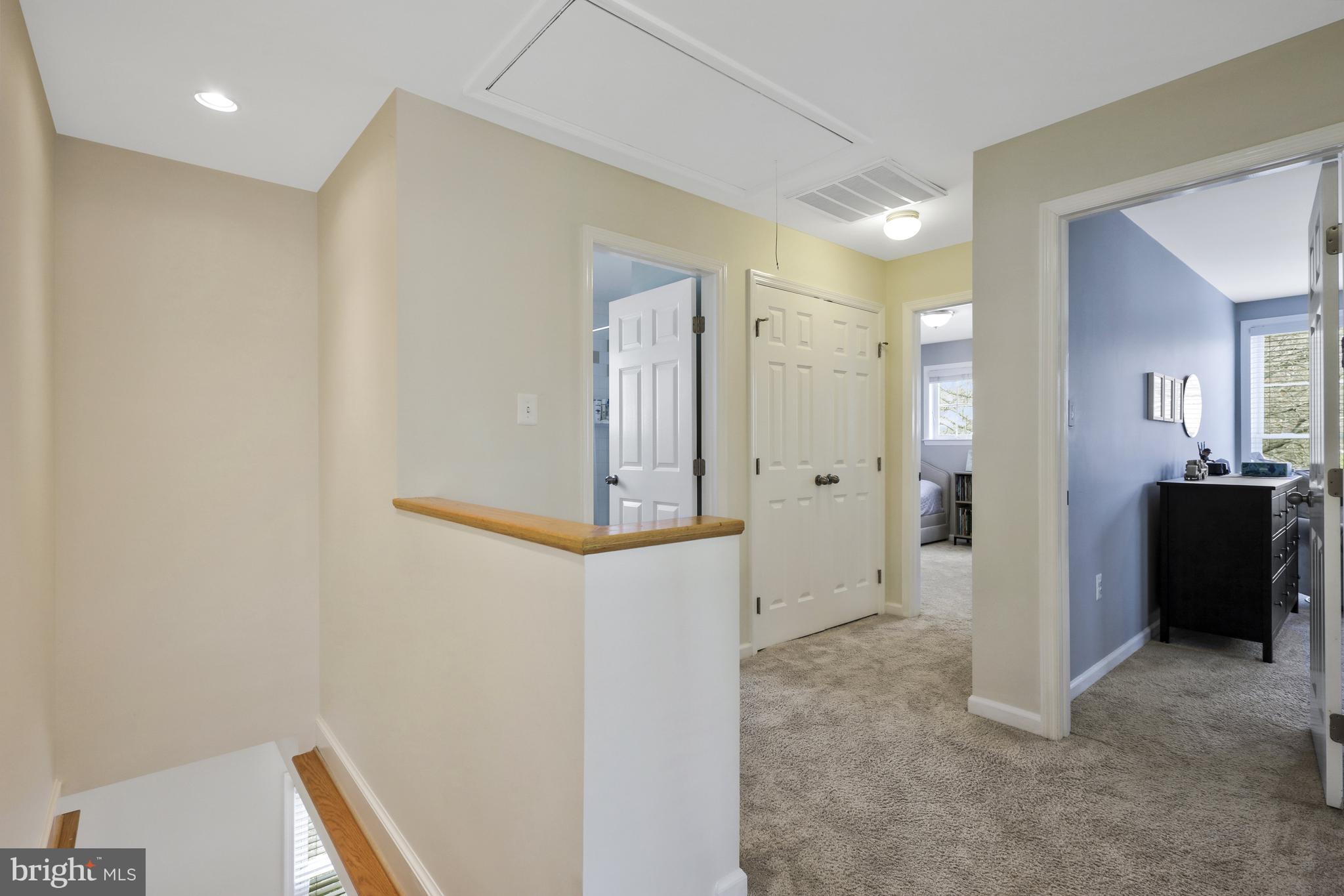 ROSEMONT PARK - Residential