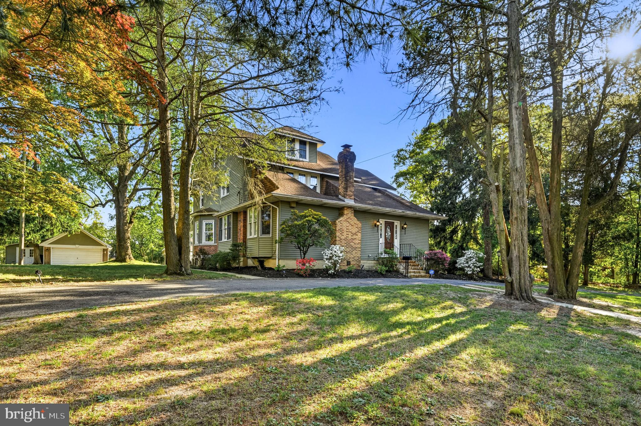 267 W WHITE HORSE PIKE