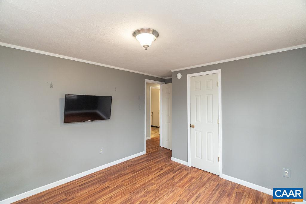 MONTREAL VILLAGE - Residential