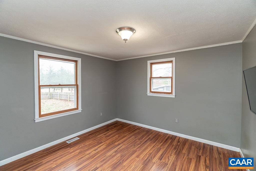 MONTREAL VILLAGE - Residential